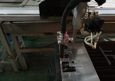 1500 * 3000 υψηλής ποιότητας φορητή μηχανή κοπής πλάσματος με αγωγό CNC